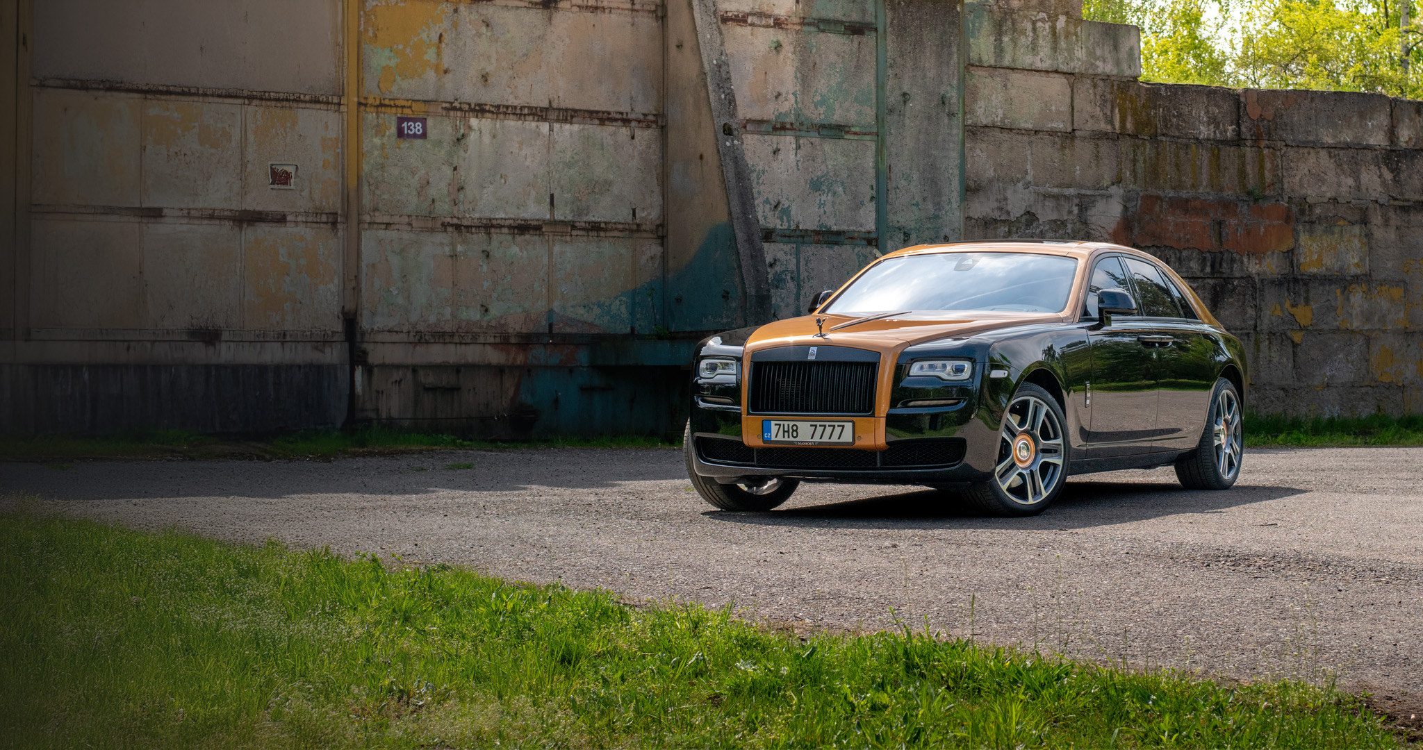 Rolls-Royce Ghost — luxusní automobilová fotografie
